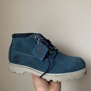 Vintage Timberland boots, only worn once